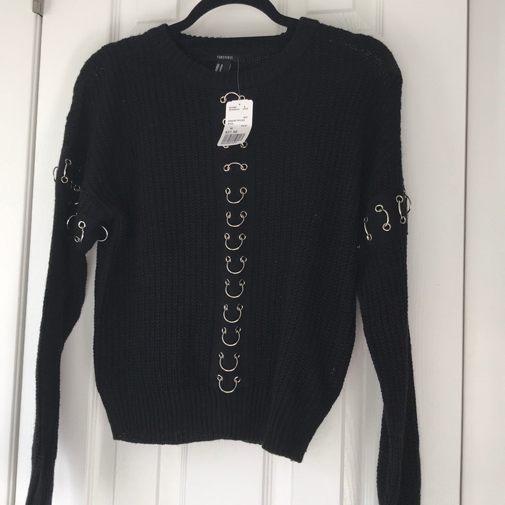 NWT Forever 21 Sweater with metal circle hoops